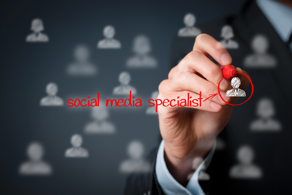 Officer looking for a social media specialist